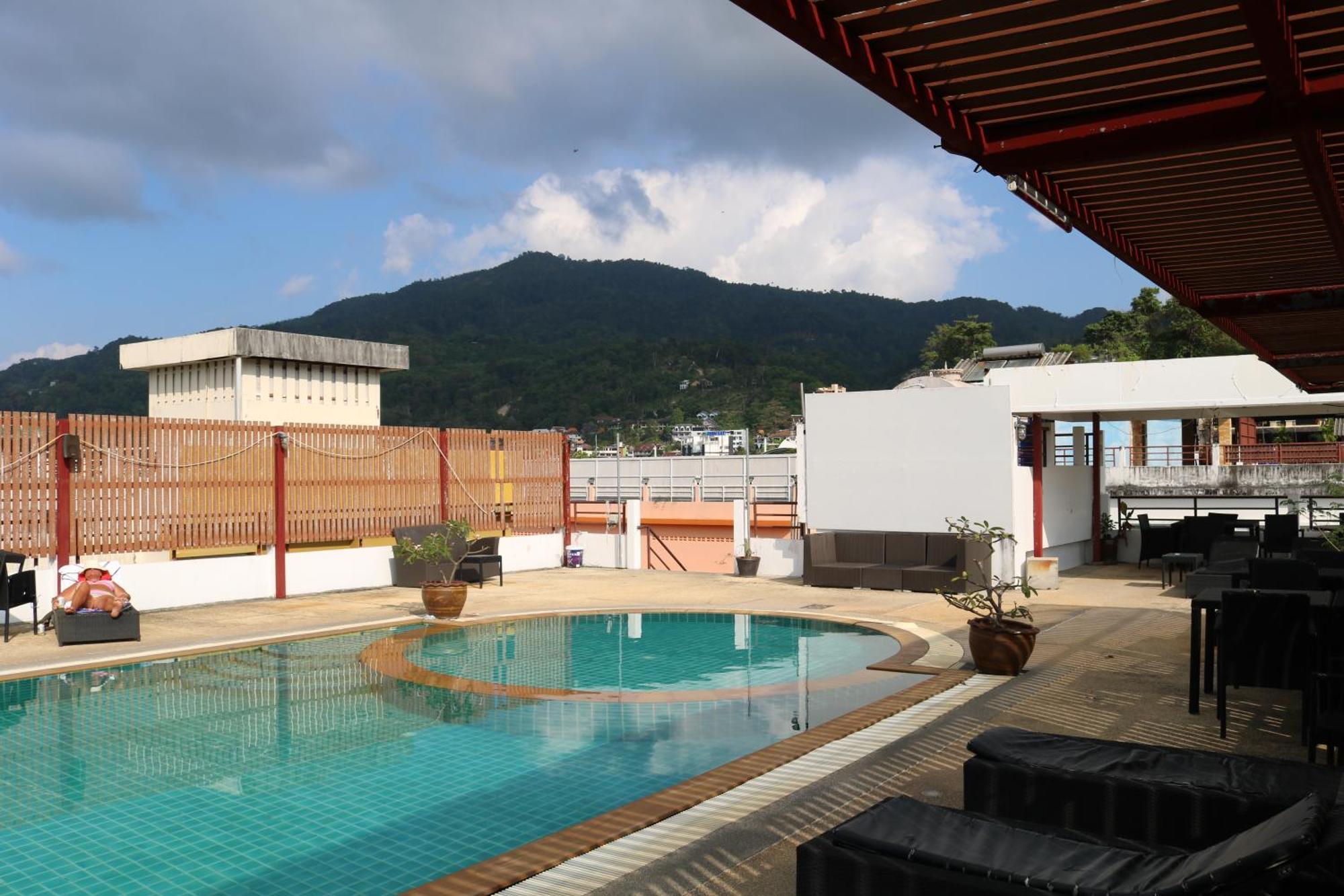 Diamond Crown Hotell 3*