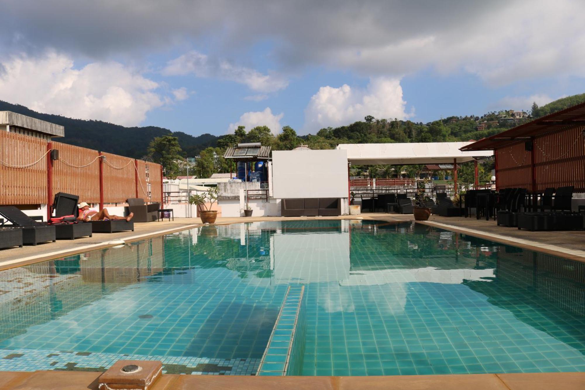 Diamond Crown Hotell 3*