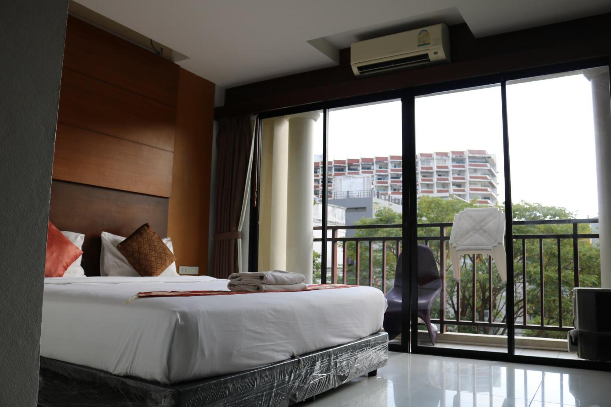Diamond Crown Hotell 3*